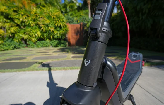 NIU KQi3 Max Kick Scooter