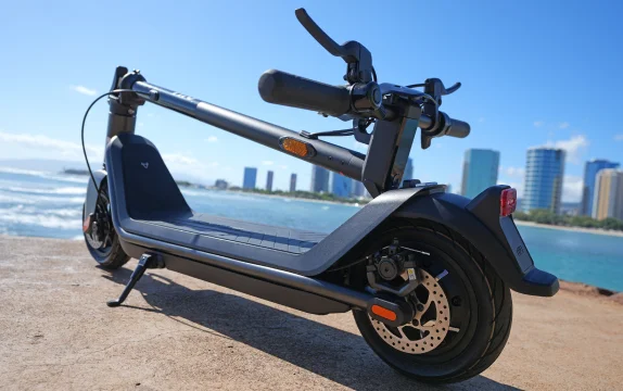 NIU KQi3 Pro Kick Scooter
