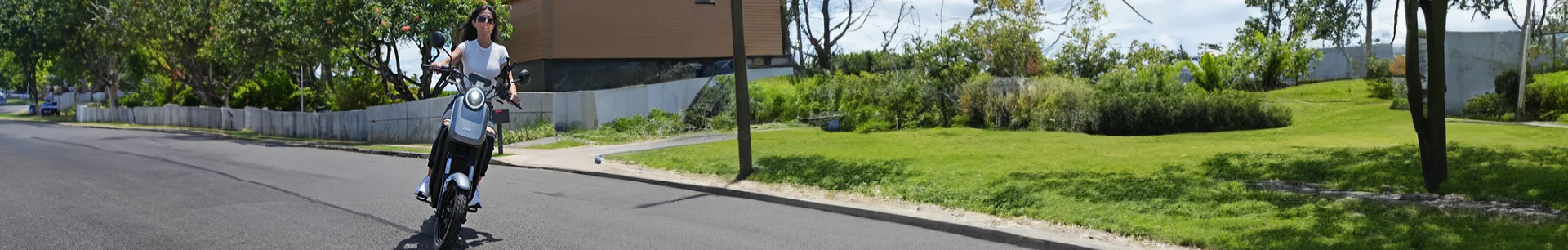 NIU UQi+ Sport E-Bike